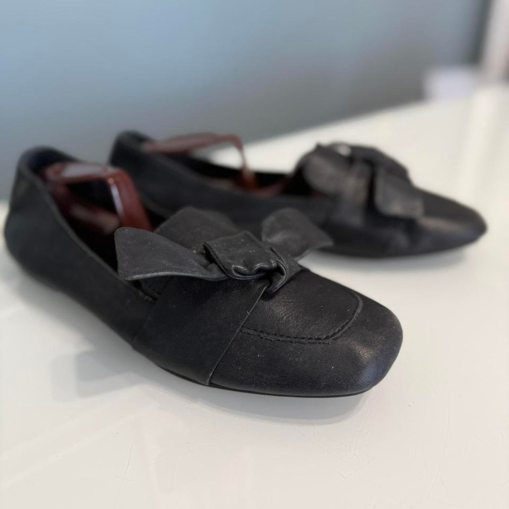 Born Black Leather Bow‎ Flats | Women's 9.5